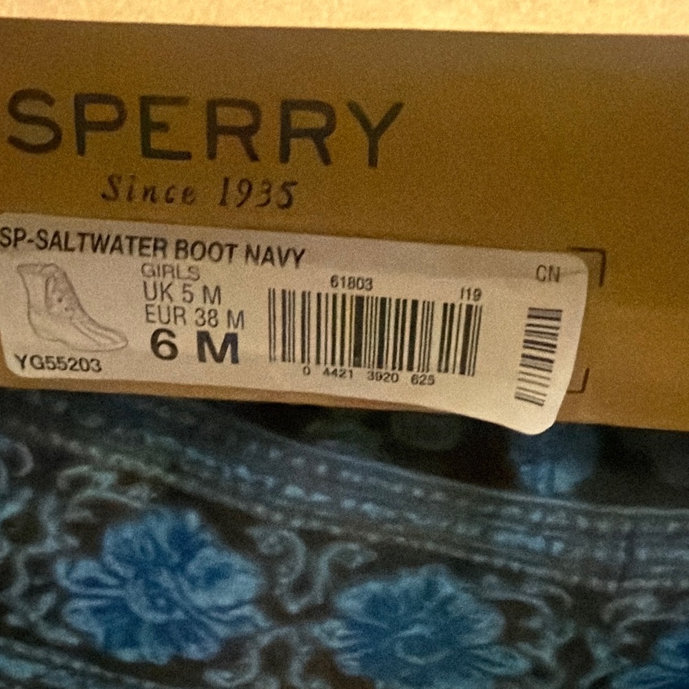 Sperry Two-Tone Brown and Navy Duck Boots - Picture 10 of 12